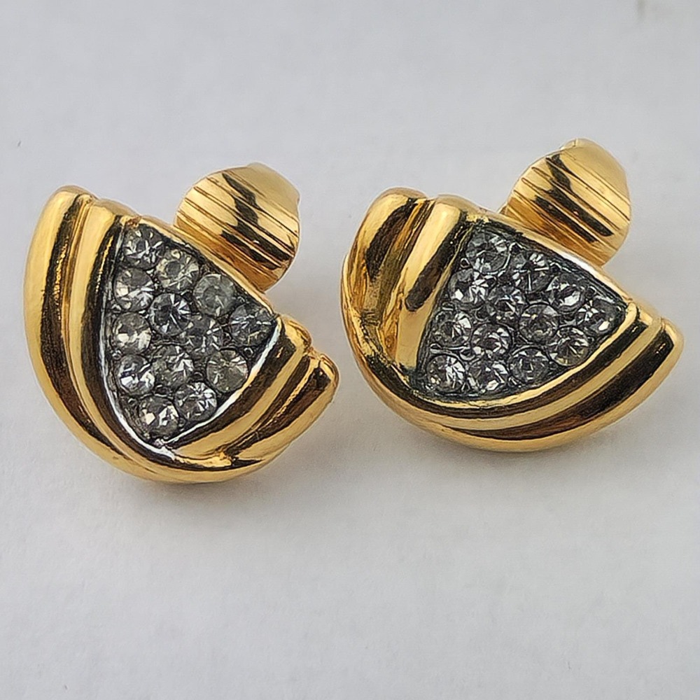 Vintage Trifari Rhinestone Clip On Earrings Gold Tone Small‎ Jewelry